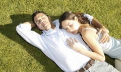 我想挽回一段感情 原来要学会沟通和努力提高自己 重新吸引对方