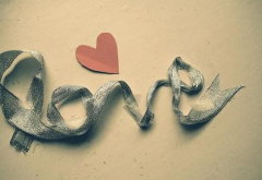 刚被分手怎么挽回前男友 要懂得站在对方的角度去考虑