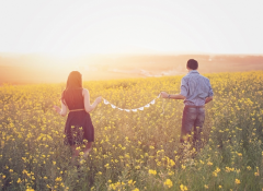 看过来 情侣在一起久了感情淡了怎么办