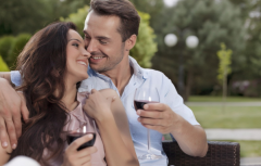 老婆坚决要离婚我不想离怎么办，这几点建议帮你应对