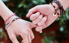 女朋友分手了怎么才能挽回?我应该怎么做,让她不要跟我分手