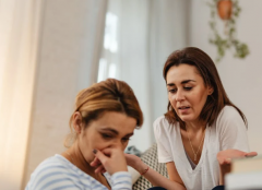 老婆要和我离婚我不想离怎么办，应该怎么去挽回她？