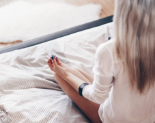 老婆对我心凉了怎么挽回？趁她现在还理我，应该在怎么做才好。      