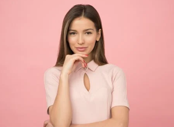 老婆起诉我离婚我不同意咋办，一方不同意离婚能拖多久