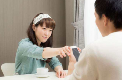 夫妻感情出现问题怎么补救，按照这三个步骤来解决