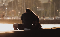 男朋友哭了怎么哄 暖心的情话或许能治愈他