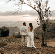 独生女真的不能远嫁吗？独生女的幸福如何选择