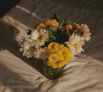 男友对闺蜜过于关心怎么办，男友和闺蜜相处太近怎么办